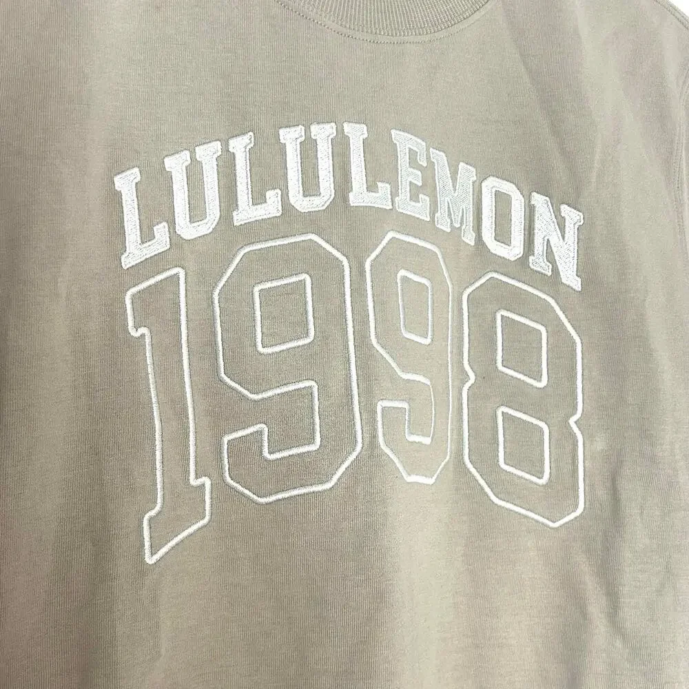 NWT Lululemon Relaxed-Fit Cotton Jersey T-Shirt *Graphic Sheer Oak Size 2 - Picture 4 of 6